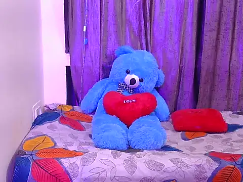 Snapshot of Itz-jasleen chatting on June 1, 2026, 4:35 am Itz-jasleen online show from June 1, 2026, 4:35 am