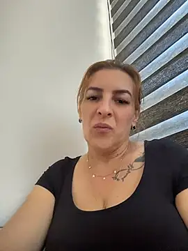 Snapshot of Hot-Milf4U chatting on June 15, 2026, 1:55 pm Hot-Milf4U online show from June 15, 2026, 1:55 pm