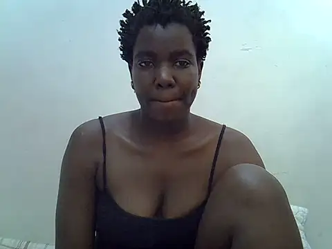Snapshot of Queen-Alicia chatting on June 7, 2026, 5:45 am Queen-Alicia online show from June 7, 2026, 5:45 am