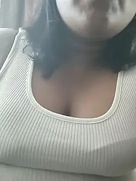 Yazhi THUG DeSi online show from July 17, 2026, 7:27 am