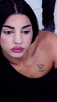 EmeliaNovelo online show from June 4, 2026, 4:28 am