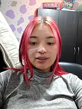 Arianna 01 online show from May 26, 2026, 4:27 pm