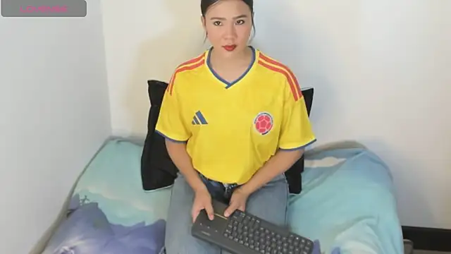 Snapshot of bellaroch chatting on July 7, 2026, 10:02 pm bellaroch online show from July 7, 2026, 10:02 pm