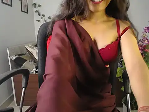 Snapshot of Lust_queen6 chatting on May 21, 2026, 4:10 am Lust queen6 online show from May 21, 2026, 4:10 am