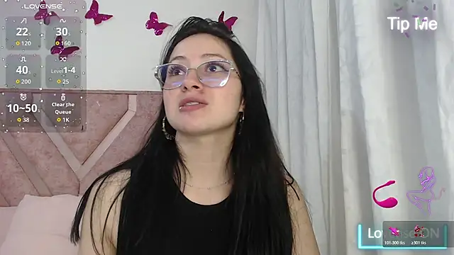 Snapshot of Angel-Hott_ chatting on June 26, 2026, 3:34 am Angel-Hott online show from June 26, 2026, 3:34 am