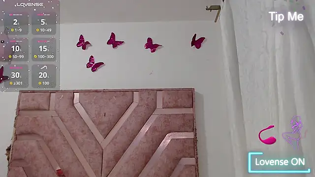 Snapshot of Angel-Hott_ chatting on July 3, 2026, 4:41 am Angel-Hott online show from July 3, 2026, 4:41 am