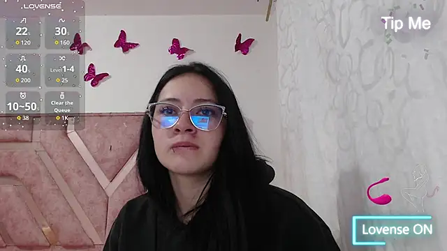 Snapshot of Angel-Hott_ chatting on June 25, 2026, 2:20 am Angel-Hott online show from June 25, 2026, 2:20 am