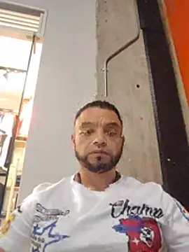 Ragnararkmen online show from June 10, 2026, 1:40 am
