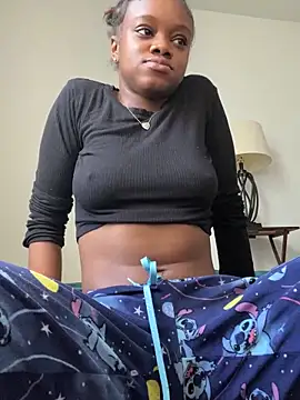 Sxmmxoxo online show from June 10, 2026, 1:12 pm