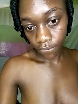 Paulahaze online show from July 13, 2026, 7:57 pm
