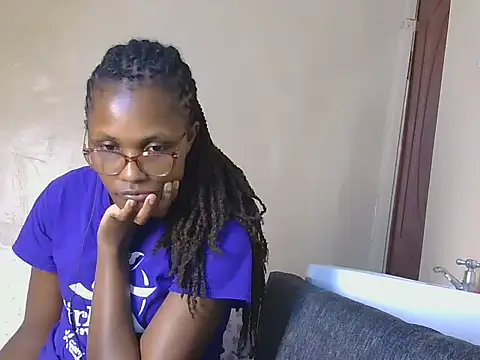Snapshot of Littlemissbarbie chatting on May 23, 2026, 7:24 pm Littlemissbarbie online show from May 23, 2026, 7:24 pm