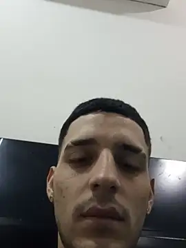 Snapshot of boy_max_latin chatting on July 11, 2026, 7:25 pm boy max latin online show from July 11, 2026, 7:25 pm