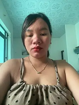 Snapshot of Suki-love chatting on July 16, 2026, 6:32 am Suki-love online show from July 16, 2026, 6:32 am