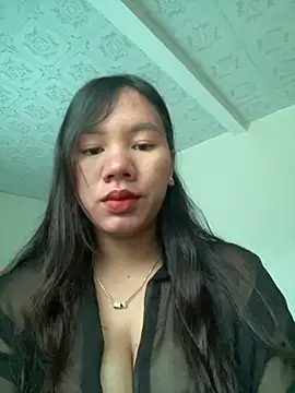 Snapshot of Suki-love chatting on July 11, 2026, 12:00 am Suki-love online show from July 11, 2026, 12:00 am