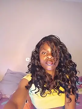 Phaizer-xo online show from May 28, 2026, 8:15 pm