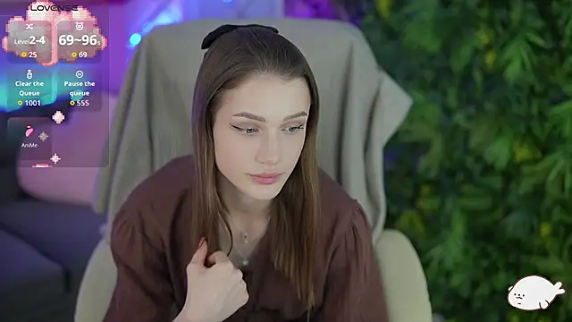 SophiaDream  online show from May 25, 2026, 12:48 pm