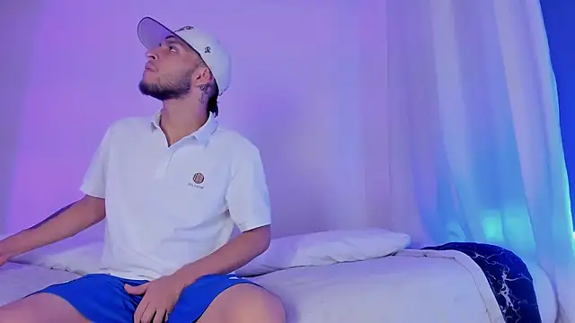  Kevin xxx online show from October 24, 2025, 5:39 am