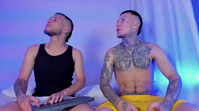  Kevin xxx online show from November 20, 2025, 4:02 am