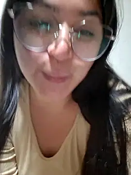 morena95  online show from June 22, 2026, 2:17 am