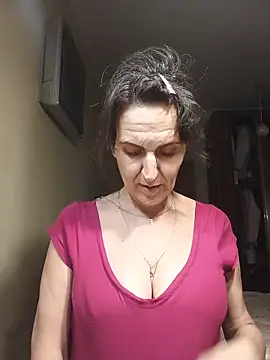 Snapshot of Alene_Lorrie chatting on June 18, 2026, 8:36 pm Alene Lorrie online show from June 18, 2026, 8:36 pm