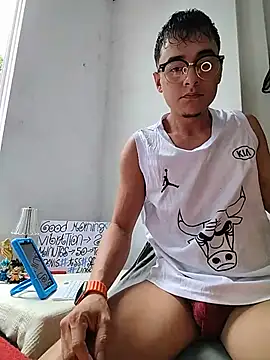 Snapshot of mischievousprince_ chatting on July 13, 2026, 6:07 pm mischievousprince online show from July 13, 2026, 6:07 pm