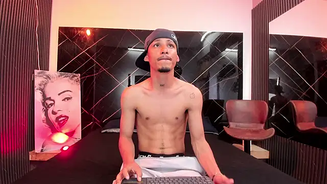 Snapshot of Camilo_Contreras chatting on June 30, 2026, 7:58 pm Camilo Contreras online show from June 30, 2026, 7:58 pm