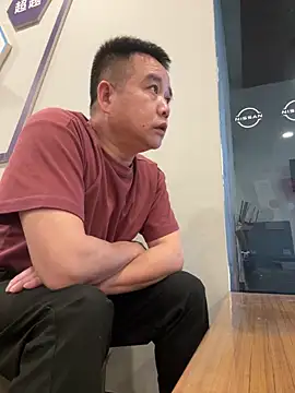 MRhuang007 online show from May 30, 2026, 7:36 am