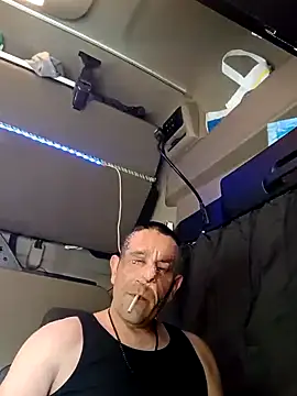Snapshot of mixa1112 chatting on June 3, 2026, 9:54 am mixa1112 online show from June 3, 2026, 9:54 am