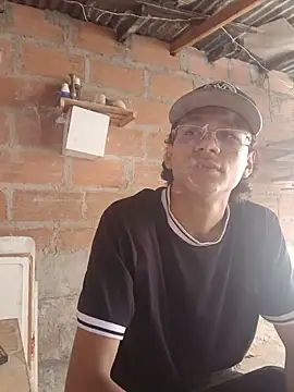 Snapshot of flaco_vergoon chatting on June 1, 2026, 2:39 pm flaco vergoon online show from June 1, 2026, 2:39 pm