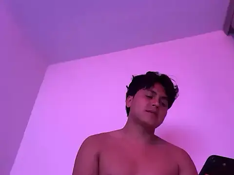Snapshot of noahnoircolombia chatting on May 21, 2026, 1:25 am noahnoircolombia online show from May 21, 2026, 1:25 am