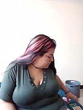 dulcelia0 online show from June 2, 2026, 6:41 pm