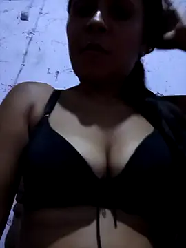 TuGatica sexy online show from July 3, 2026, 3:02 am
