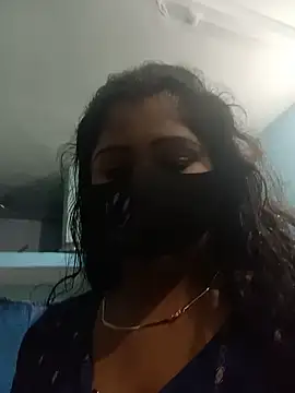 Raginilove online show from May 27, 2026, 7:10 pm