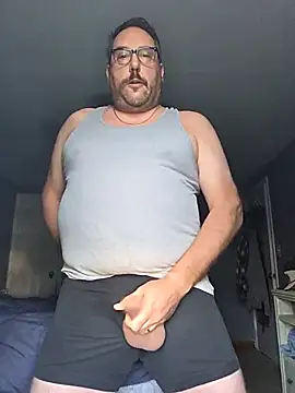 Snapshot of the_Milk_Man chatting on July 15, 2026, 11:06 am the Milk Man online show from July 15, 2026, 11:06 am