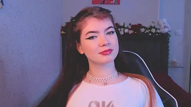 MelissaMay   online show from July 9, 2026, 10:20 pm