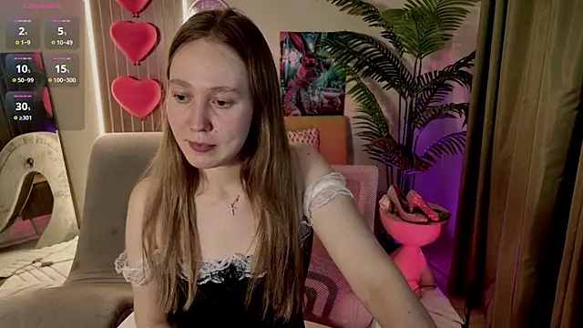Snapshot of TinaShelton chatting on July 16, 2026, 3:42 pm TinaShelton online show from July 16, 2026, 3:42 pm