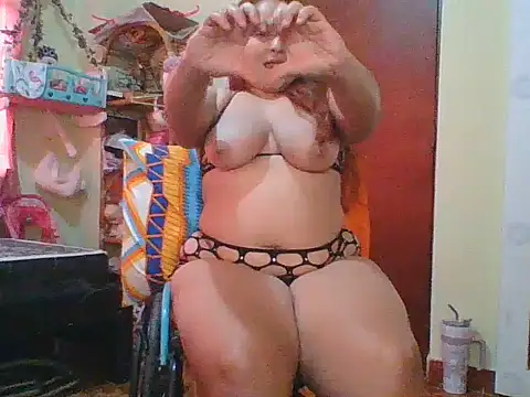 Snapshot of LafresaAmor chatting on May 28, 2026, 6:03 pm LafresaAmor online show from May 28, 2026, 6:03 pm