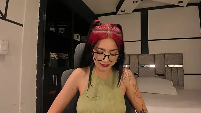 Snapshot of Nezukoo_1 chatting on May 26, 2026, 8:51 pm Nezukoo 1 online show from May 26, 2026, 8:51 pm
