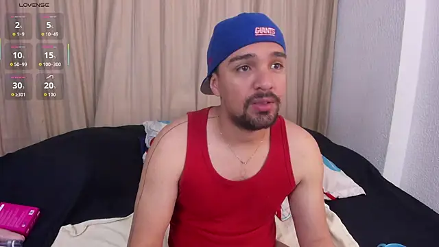 Snapshot of max_ed chatting on June 9, 2026, 4:46 am max ed online show from June 9, 2026, 4:46 am