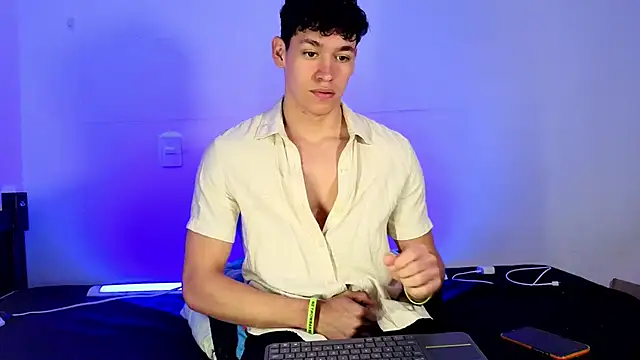 Luke Muscle online show from May 29, 2026, 1:06 pm