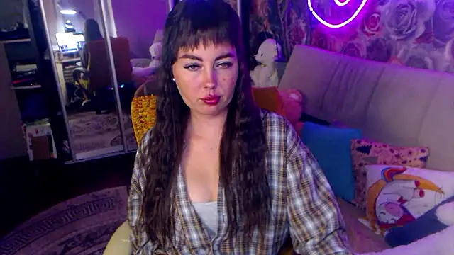Snapshot of NinaTender22 chatting on June 18, 2026, 7:19 pm NinaTender22 online show from June 18, 2026, 7:19 pm