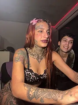 julieblair- online show from June 5, 2026, 2:27 am