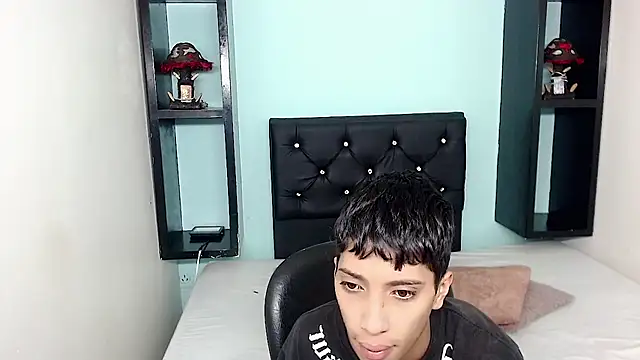 jl brayan12 online show from May 26, 2026, 5:55 pm