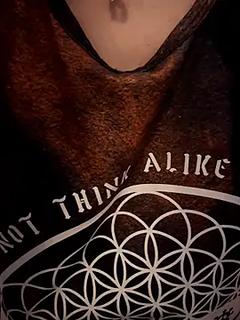 lil martian online show from April 1, 2026, 12:06 pm