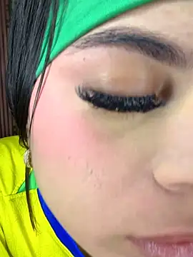 Snapshot of Eveliin__ chatting on May 25, 2026, 12:15 pm Eveliin online show from May 25, 2026, 12:15 pm