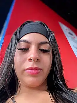Snapshot of Eveliin__ chatting on June 7, 2026, 7:30 pm Eveliin online show from June 7, 2026, 7:30 pm