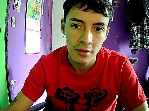 crisanto8 online show from May 29, 2026, 9:10 pm