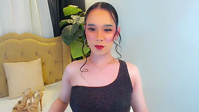 LexiLoreOnTop online show from June 17, 2026, 6:29 pm
