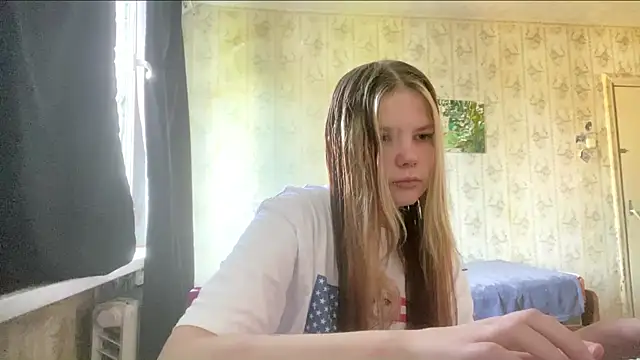 Snapshot of SusanaLeichty chatting on July 13, 2026, 3:11 pm SusanaLeichty online show from July 13, 2026, 3:11 pm