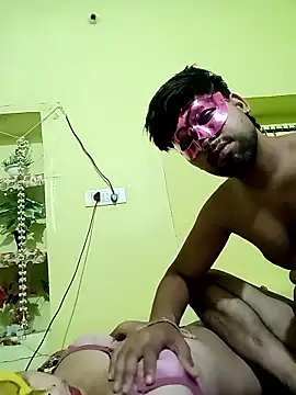 SWEET-COUPLES23 online show from May 24, 2026, 9:15 pm